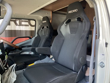 TOYOTA@J[h@KDY231i2020Nj@Ɂ@SR-C@BK100@BK/SIL@A[Xg@~E@