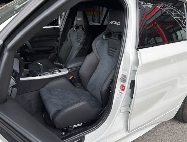 BMW@M140i@F20@DBA-IS30i2017Nj@Enhԁ@Ɂ@RECAROiJj@SR-S@UT100H@BK@V[gq[^[t@