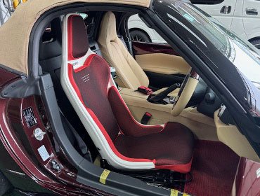 MAZDA@[hX^[@ND5REi2025Nj@Ɂ@RECAROiJj@RCS@zCgVF/bhbV@V[gq[^[t@