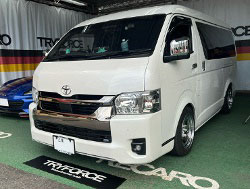 TOYOTA@nCG[XCh@GDH211Ki2023Nj@Ɂ@RECAROiJj@S-C@UT100@BK@