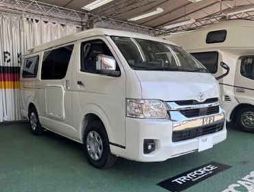 TOYOTA@nCG[X@3BF-TRH216Ki2025Nj@Ɂ@RECAROiJj@SR-C@UT100H A/R BK@V[gq[^[t@A[Xgt@~E@