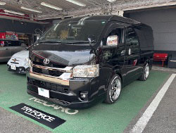 TOYOTA@nCG[X@GDH211Ki2022Nj@Ɂ@RECAROiJj@SR-C@BK100@A/R@BK/BK@~E@