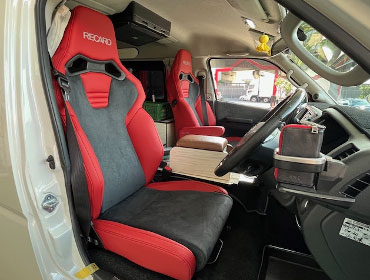 TOYOTA@nCG[X@CBA-TRH214Wi2020Nj@Ɂ@RECAROiJj@SR-C@UT100@A/R@RED@A[Xgt@~E@
