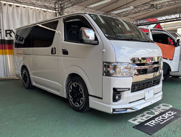 TOYOTA@nCG[Xi2024Nj@Ɂ@RECAROiJj@SR-C@BK@BK/BK@v~Adl@