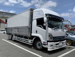 ISUZU@tH[h@2RG-FTR90V2i2022Nj@Ɂ@RECAROiJj@LX-F@WU110@BK/SIL@